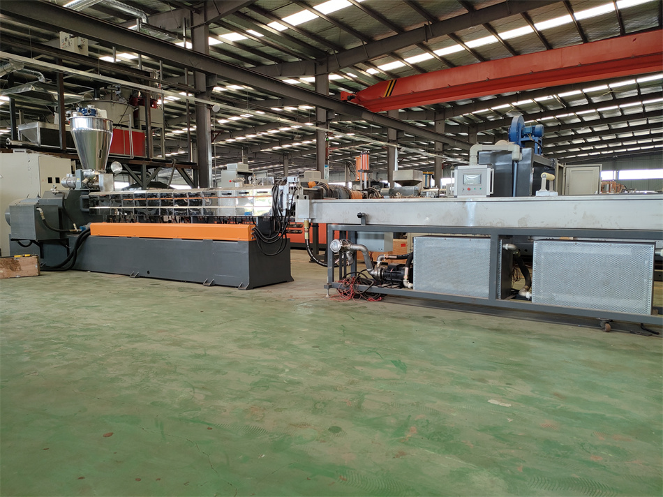 草坪顆粒擠出機(jī)_草坪顆粒擠出機(jī)_玖德隆塑機(jī)(圖文)